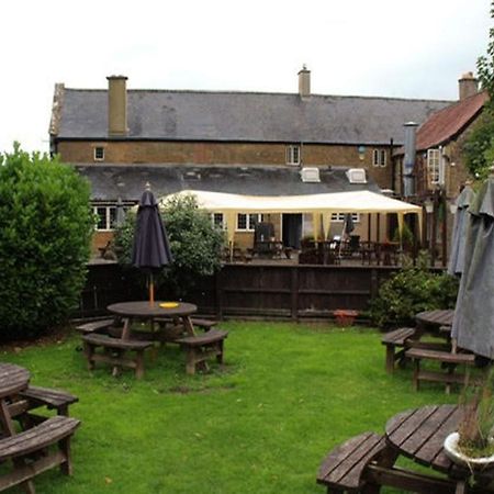 The Fleur-De-Lis Hotel Chiselborough Esterno foto